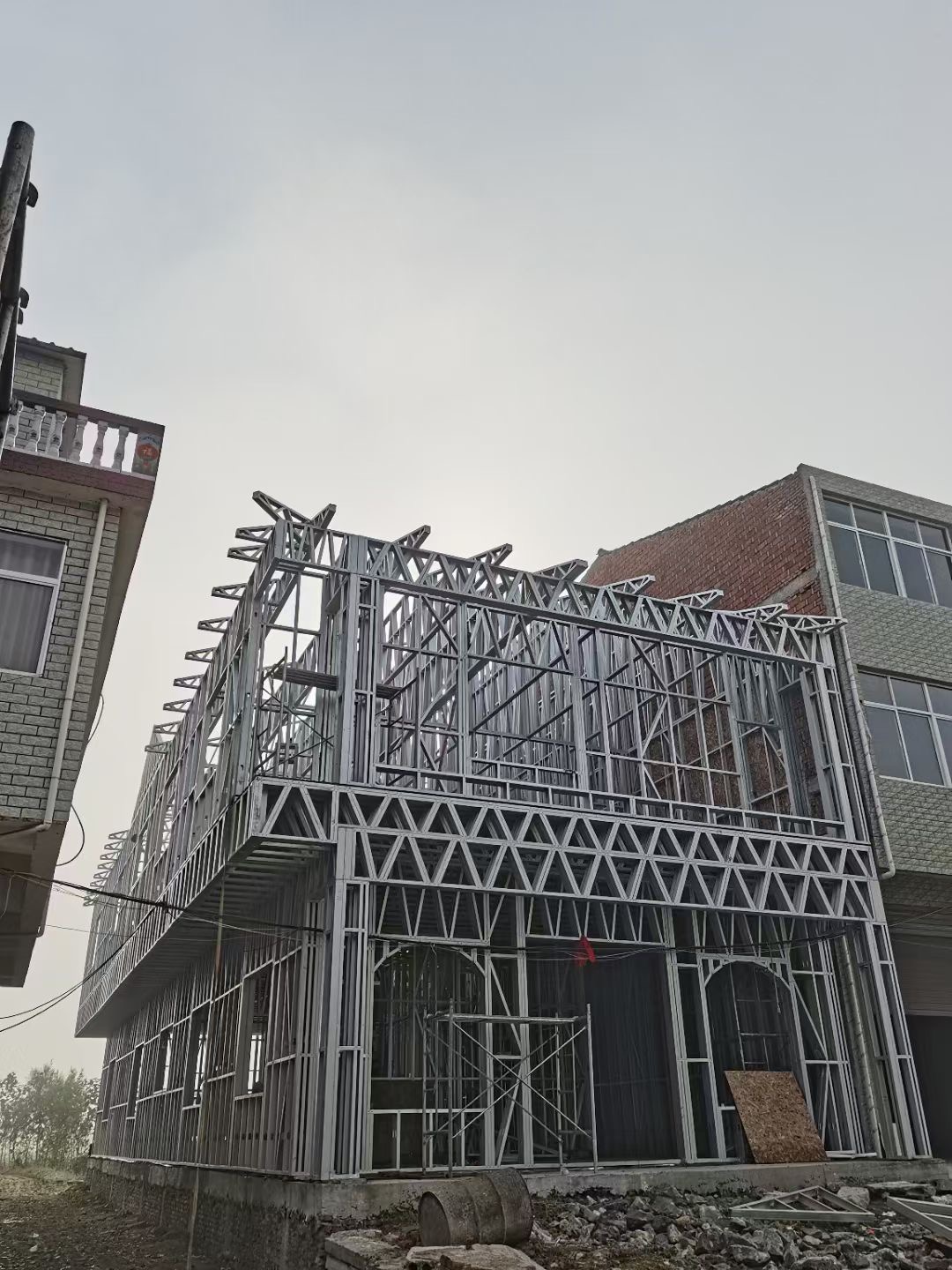 沪塔螺丝河南施工现场